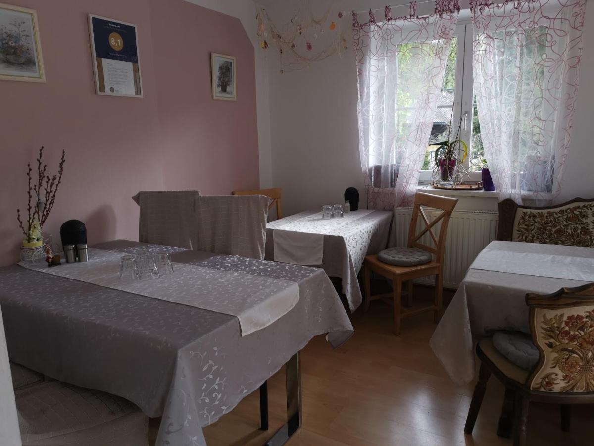 Pension Nachtviole Hüttau Esterno foto